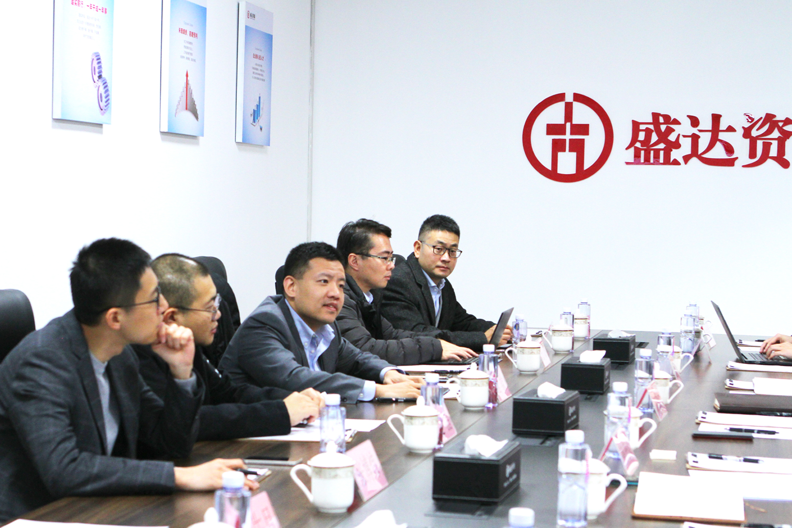 海通证券有色首席分析师施毅携多家机构齐调研，AGGAME资源受关注